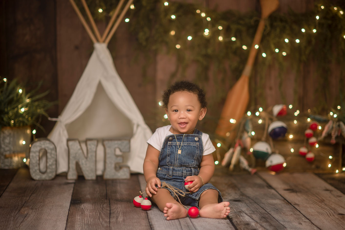 Gone fishing first birthday cake smash ofishally one boy cake smash ideas Roseville Rocklin Sacramento Folsom Elk Grove Eldorado hills cake smash photographer